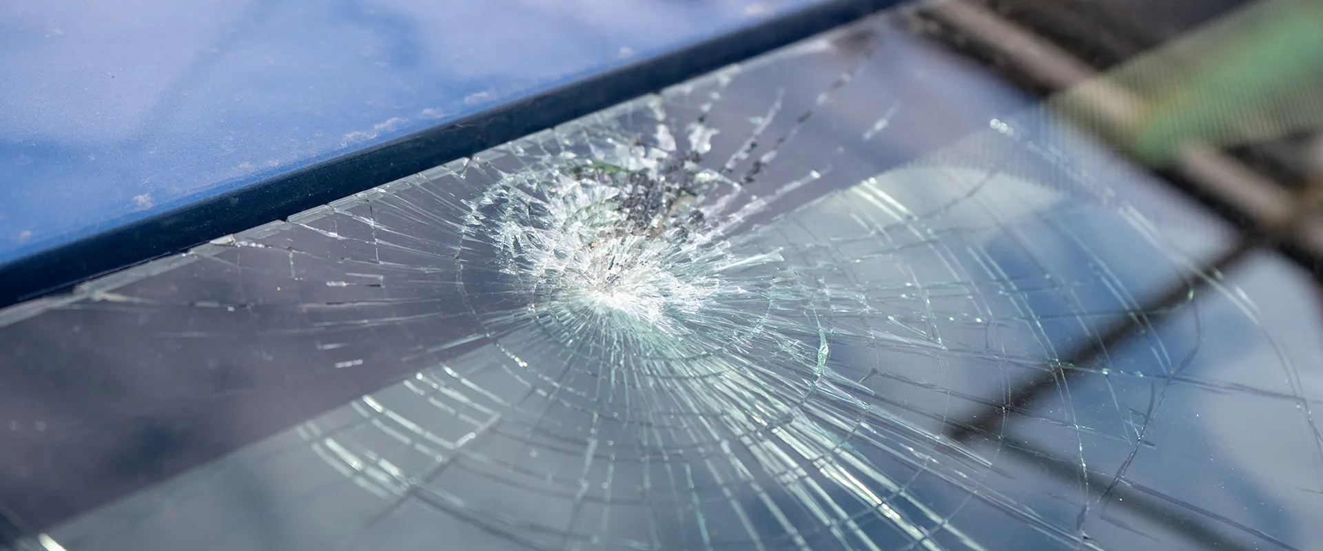 Auto Glass Repair & Replacement near Sunnyside, MB